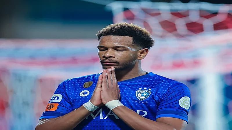 تحديد موعد عودة "البليهي" لتدريبات الهلال