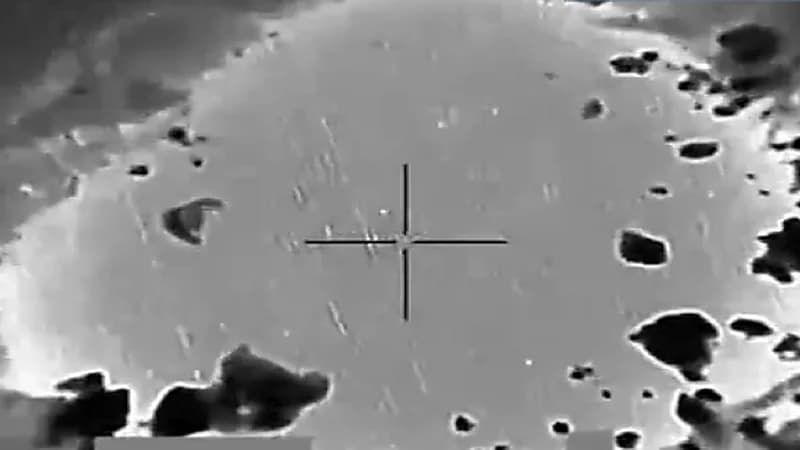 بالفيديو.. لحظة استهداف التحالف لآليات عسكرية وعناصر تابعة لمليشيا الحوثية