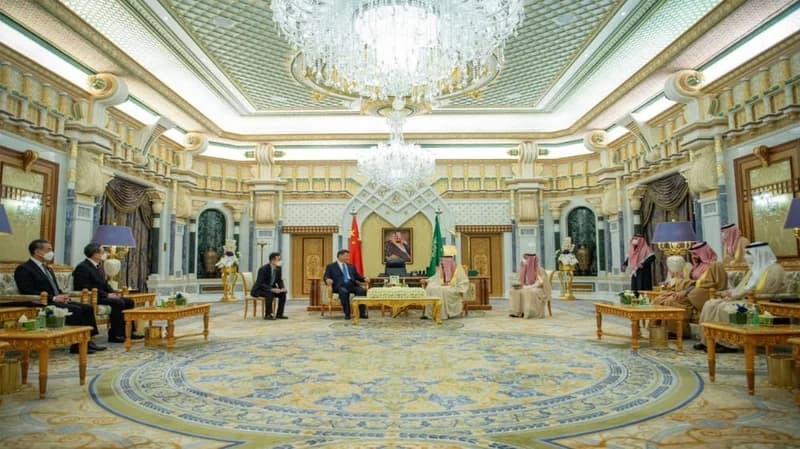 الرئيس الصيني يدعو الملك سلمان لزيارة الصين