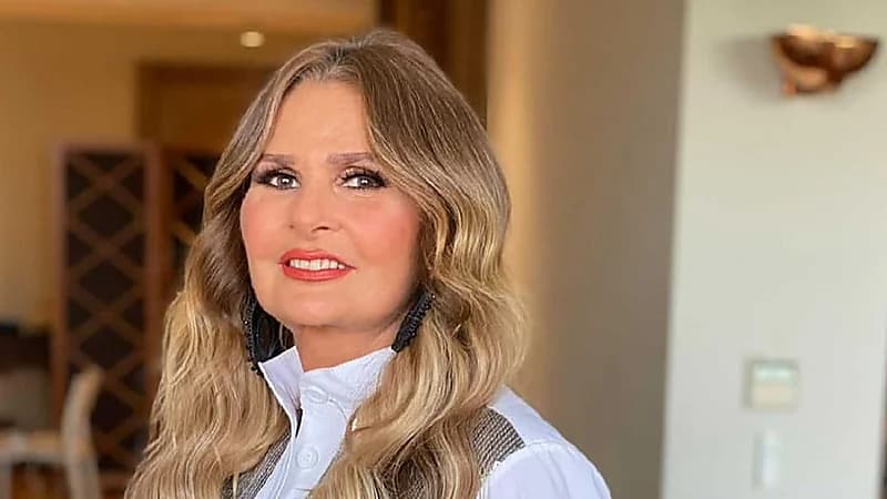 يسرا تهاجم مدير مهرجان الجونة: «خطأكم لا يمكن السكوت عليه»