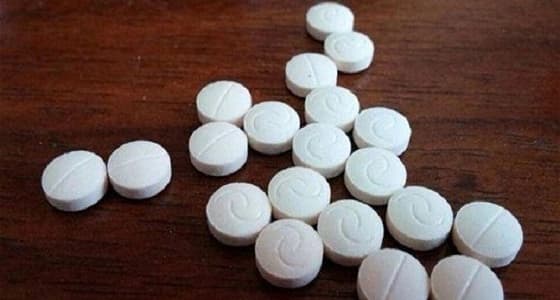 القبض على شخص بحوزته كمية كبيرة من الحبوب المخدرة بالجوف