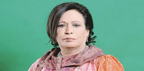 تكريم سيدة الشاشة الخليجية حياة الفهد في احتفالية يونارتس قديم وجديد