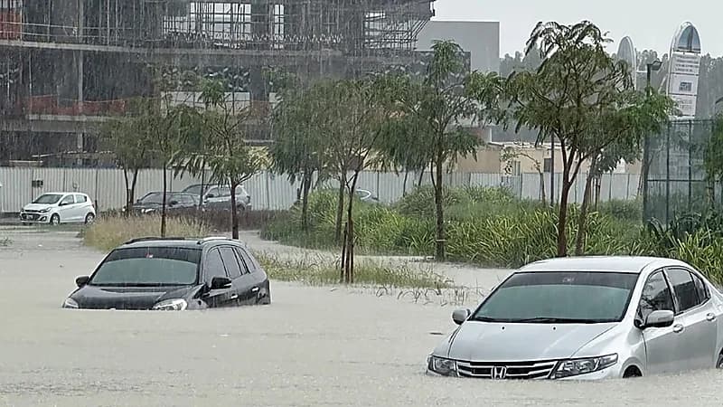 المسند: ما شهدته الإمارات من أمطار ظاهرة تاريخية استثنائية.. فيديو