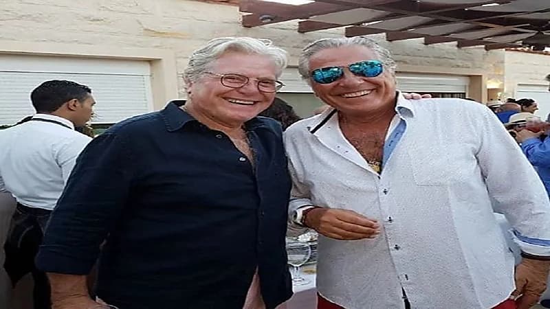 مصطفى فهمي لشقيقه حسين: اضربني بالرصاص لو فكرت اتجوز