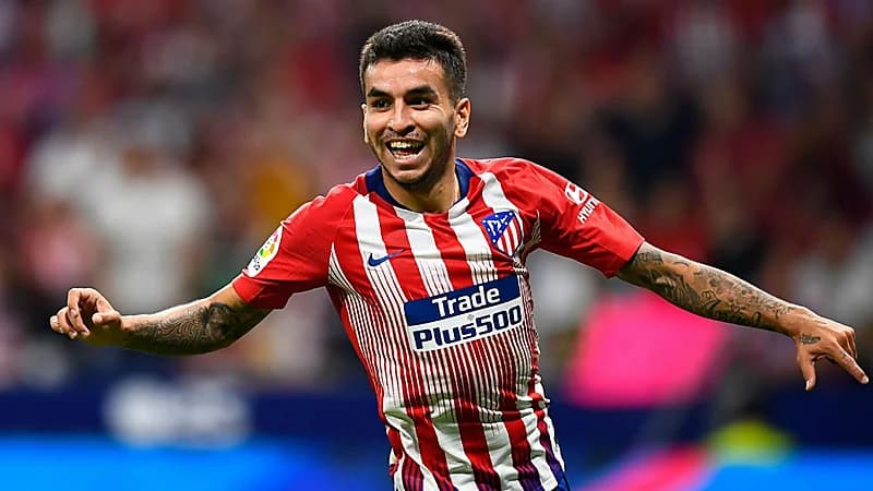 مهاجم أتلتيكو مدريد يدرس الانتقال لدوري روشن
