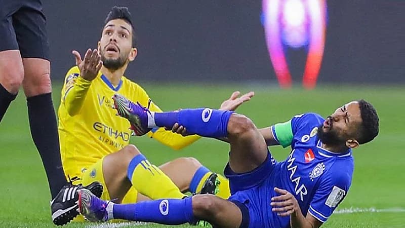 خالد العقيلي ينتقد الإدارة النصراوية بسبب تجاهل سلمان الفرج