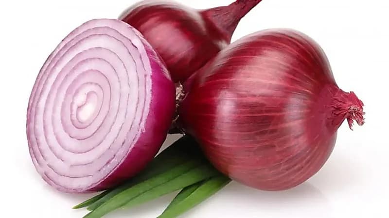 فوائد لن تتخيلها للبصل النيء