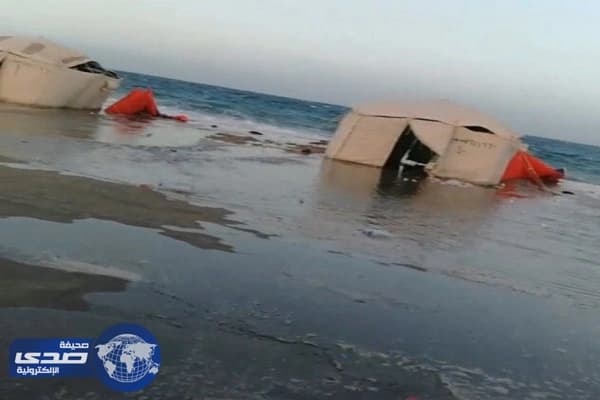 بالصور ..أمواج البحر الهائج تهاجم شواطئ شرما