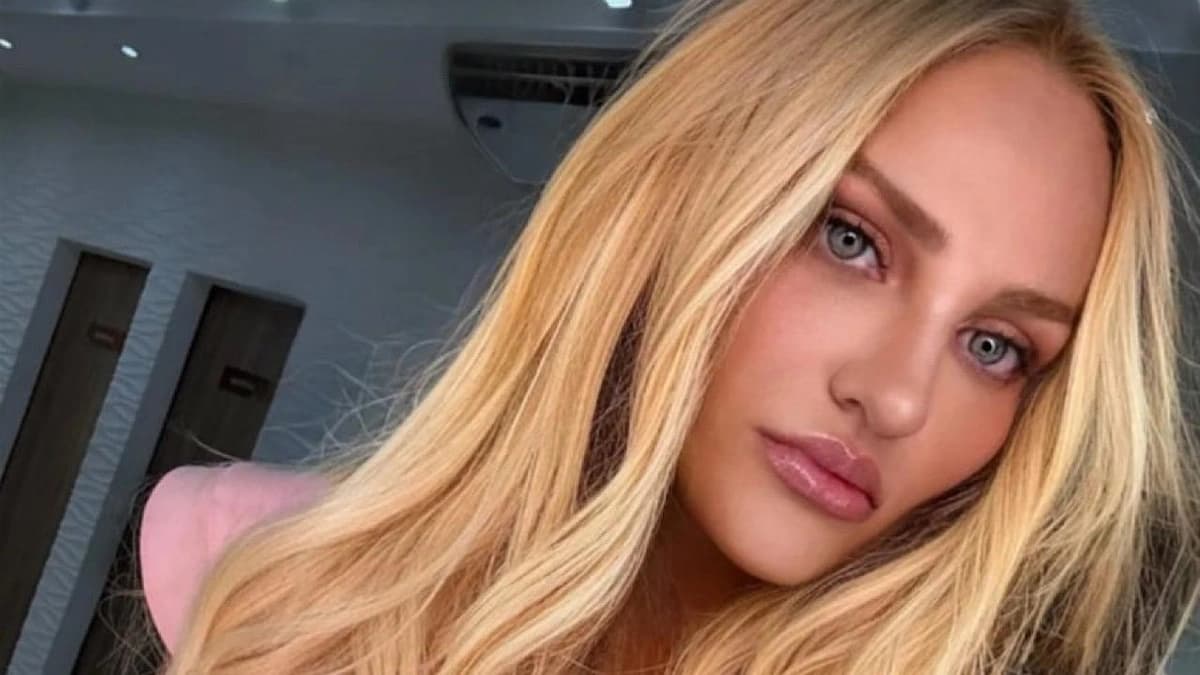 العثور على جثة مؤثرة وناشطة سياسية داخل منزلها