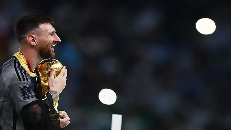 راعي الهلال يلمح لاقتراب ميسي: "جهزوا البشوت"