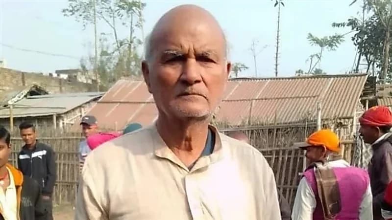 رجل يحصل على 12 جرعة من لقاحات كورونا في أقل من عام