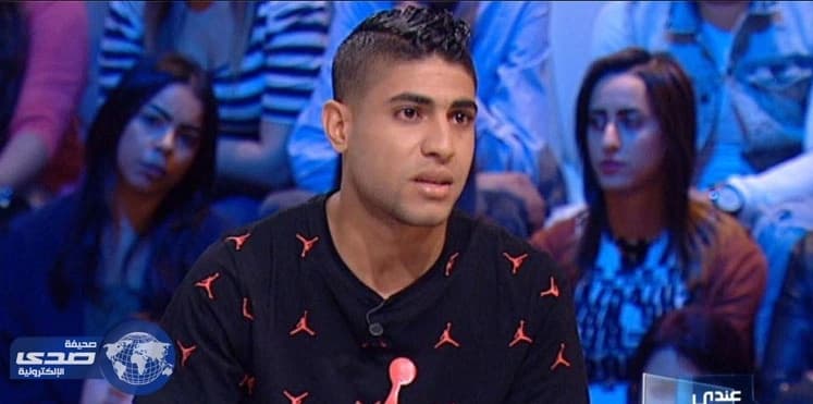 بالفيديو.. شاب يٌبكي التونيسيين اثناء اقناعه لوالدته بمنحها كليته