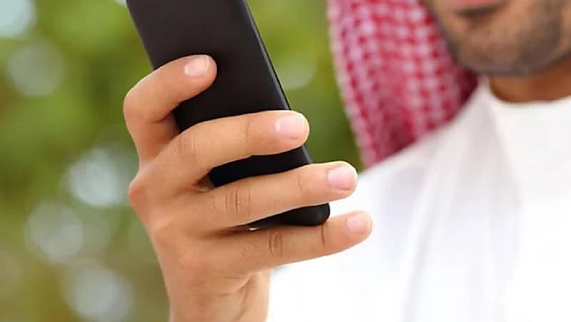 السلمان: إذا اقترب موعد زواجك غير جوالك وتخلص من المحادثات القديمة