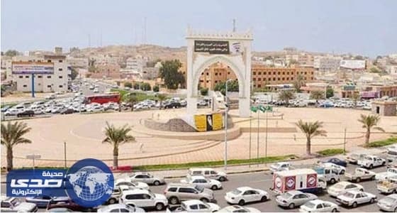 شرطة جازان توضح تفاصيل واقعة اقتحام مسنة لمصرف بسكين