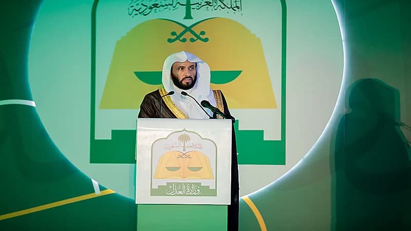 بالصور.. وزير العدل يعلن اكتمال تفعيل قضاء الاستئناف مرافعةً وتدقيقاً