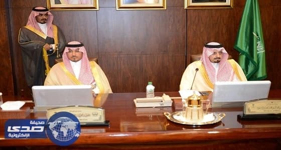 أمير عسير يطلع على مركز فيصل بن خالد لطب وجراحة القلب بالمنطقة