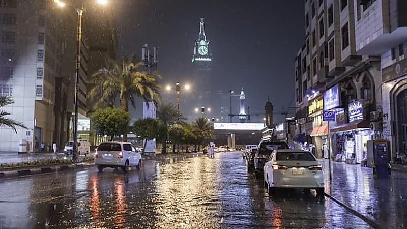 "الدفاع المدني" يحذّر من أمطار غزيرة تضرب 16 محافظة بمكة المكرمة