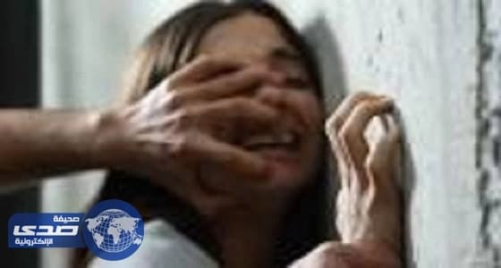 مدمن يسمح لـ 7 رجال بالاعتداء على زوجته من أجل المخدرات