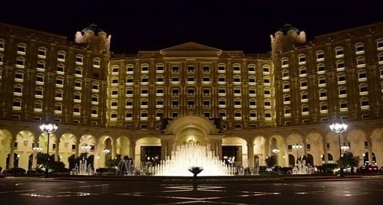 بعد شهرين من إغلاقه.. " الريتز " يستقبل زواره من جديد