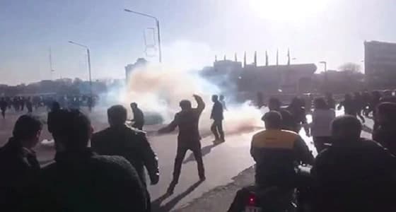 زعيمة المعارضة الإيرانية تدعو للانتفاضة وإسقاط نظام الملالي