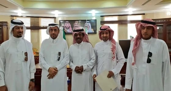 بالصور .. أمين الشمالية يلتقي الفنان الكوميدي بشير غنيم بمكتبه اليوم