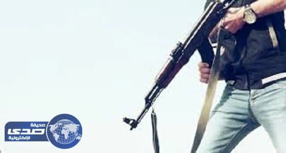 كويتي يهاجم منزل عشيقته بـ " كلاشنكوف " بسبب والدها