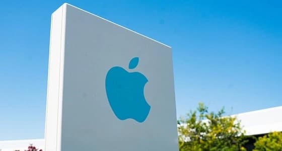 سيارة آبل ذاتية القيادة تواجه أول حادث مروري