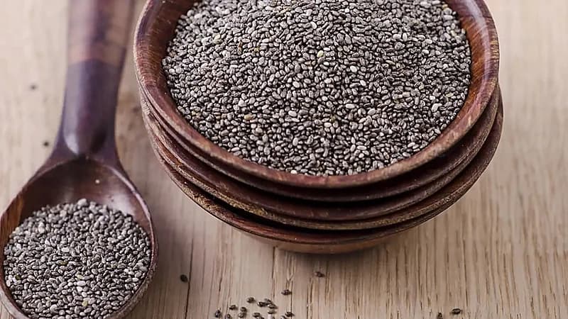 فوائد بذور الشيا لصحة الدماغ والقلب والإمعاء