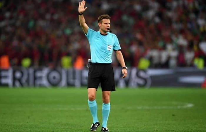 أزمة تحكيم تهدد السوبر المصري بسبب 20 ألف دولار