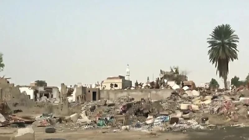إعادة إلزام العاملين والزائرين للمنشآت والمراكز التجارية بالكمامة والتباعد