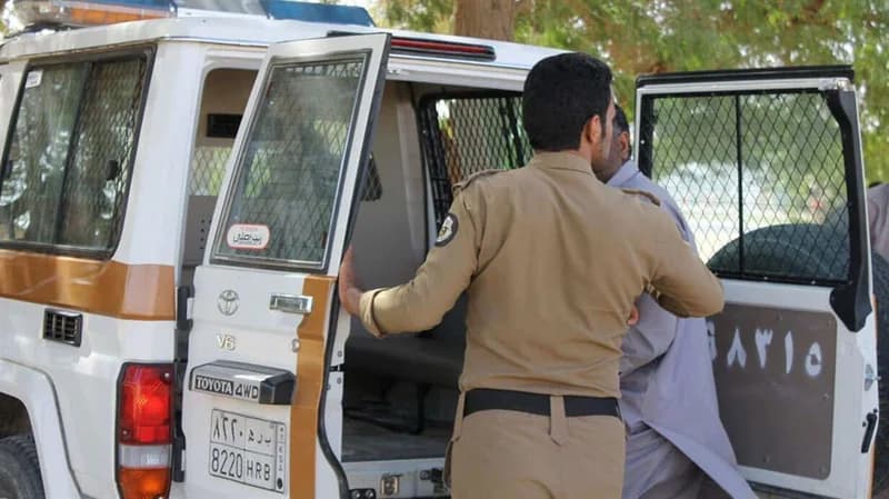 "الجوازات" تحذر مجددا من تشغيل الوافدين المخالفين: عقوبتها الغرامة والسجن
