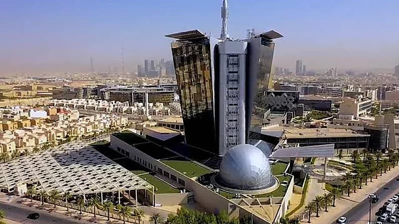 عرض اسم وهوية المتصل اعتبارًا من أكتوبر المقبل