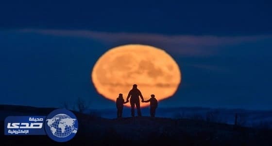 ⁠⁠⁠⁠⁠النظر للشمس وقت الكسوف يسبب العمى