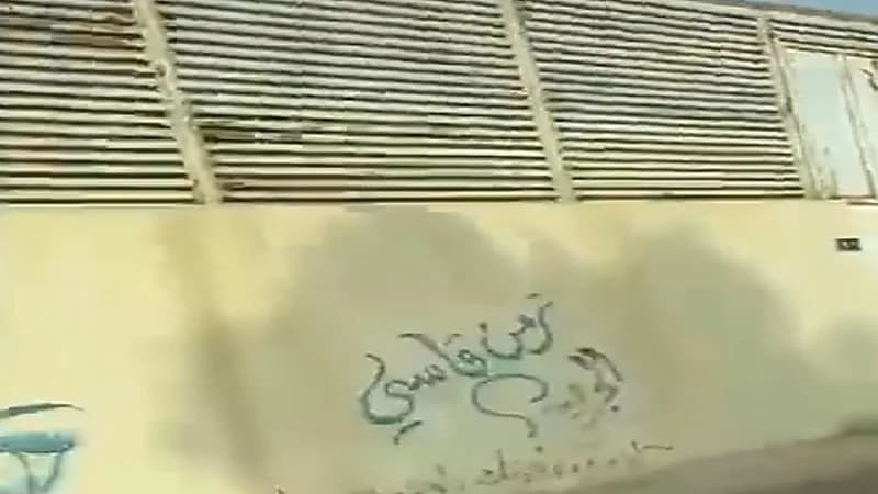 بالفيديو.. شخص يضرب عامل ويهرب بسيارته