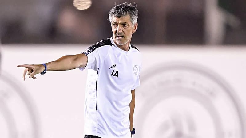 الشباب يفاضل بين لاعب ألماني و باثي سيس