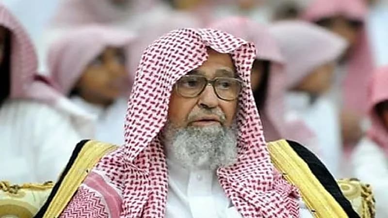 "الفوزان" يوضح هل تلزم نية الصيام عند كل سحور أم لا