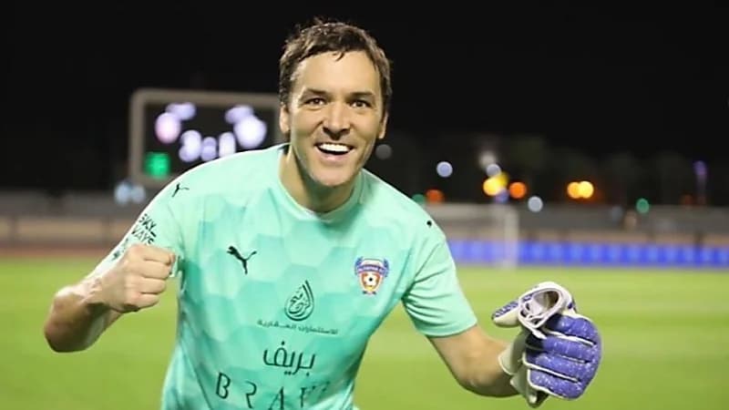 بالفيديو.. الفيحاء يمدد عقد ستويكوفيتش رسميًا