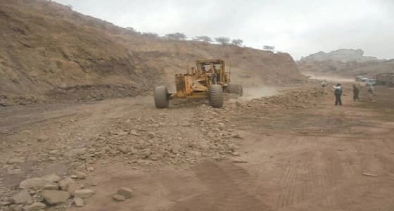 بدء أعمال إعادة تأهيل طريق " قعطبة الضالع " بقيمة 5 مليون دولار