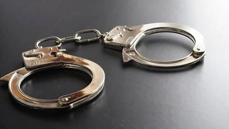 الإطاحة بمواطن لترويجه الشبو المخدر بالمنطقة الشرقية