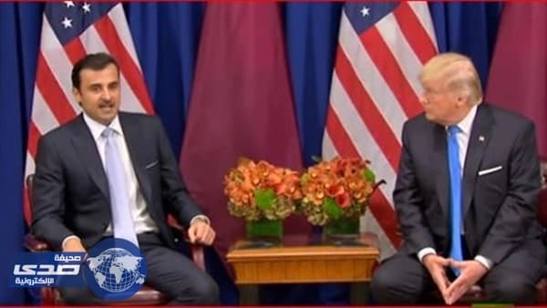 بالفيديو.. ترامب يضع أمير قطر في موقف محرج