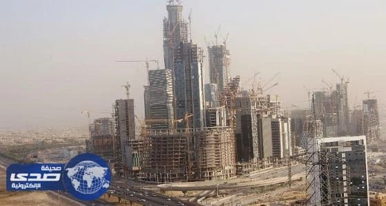 «عباءات النساء» تهدد استمرار مدير مركز الملك عبدالله المالي