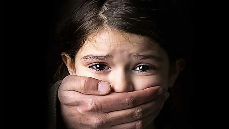علامات تحذيرية قد تدل على تعرض الطفل للتحرش الجنسي