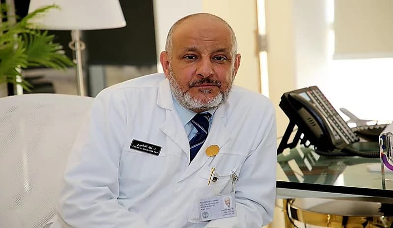 الخضيري يكشف عن أطعمة تحتوي على مضاد قوي يمنع السرطان