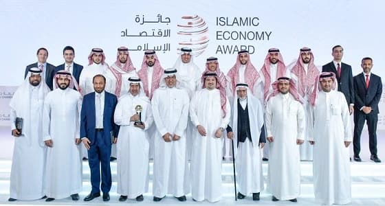 مركز دبي يمنح الراحل " السبيعي " جائزة الإنجاز مدى الحياة