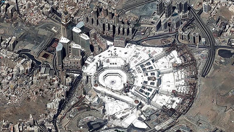 صور فضائية للمسجد الحرام والمشاعر في يوم التروية