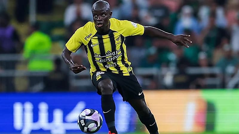 الاتحاد يحسم مصير كانتي