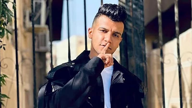 ‎الحبس سنة لعصام صاصا في قضية جديدة وانهيار زوجته بعد رؤيته