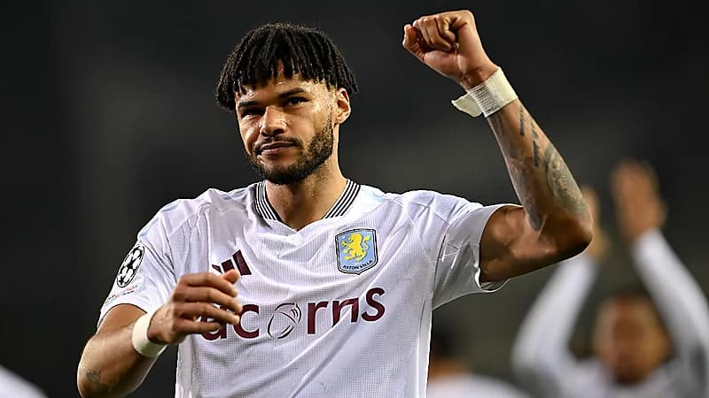 أستون فيلا يهزم كلوب بروغ بثلاثية .. فيديو