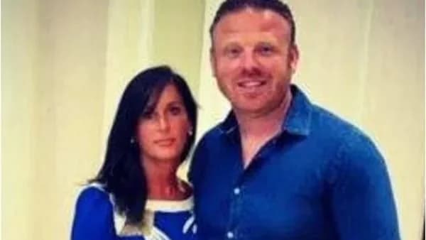 بالفيديو.. سيدة تقتحم منزل طليقها وتهاجمه بغرفة نومه مع زوجته الجديدة