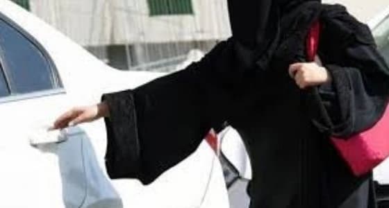 وافد آسيوي يتحرش بفتاة أثناء توصيلها حفلا.. وحيلة تقودها لتسليمه للشرطة